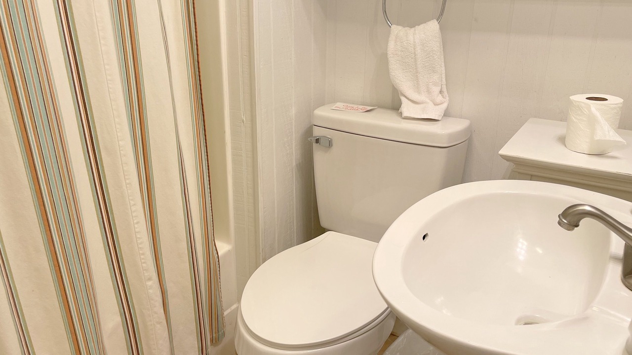 Photo of Bathroom in Demere Park