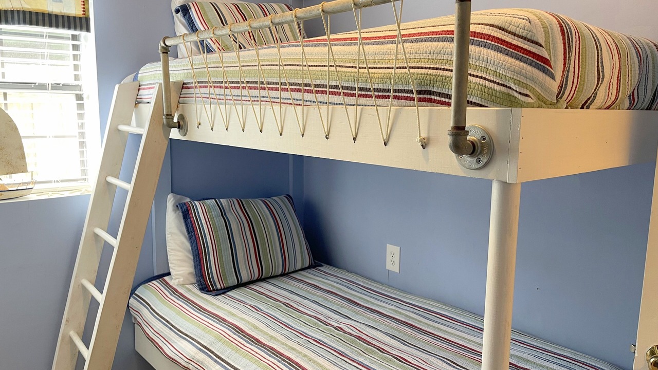 Photo of Bedroom in Demere Park