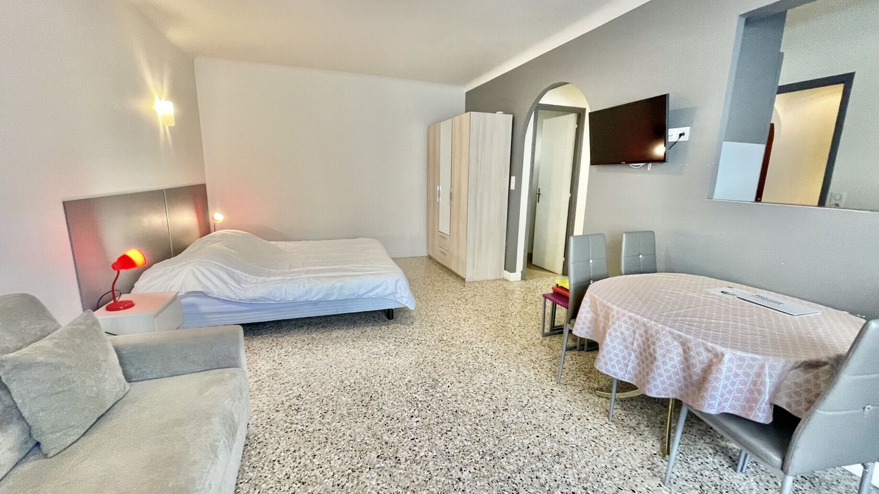 Photo of Bedroom in Carnot