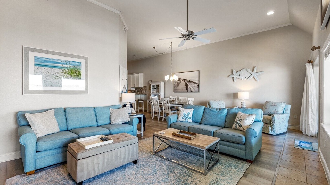 Photo of Livingroom in Kill Devil Hills
