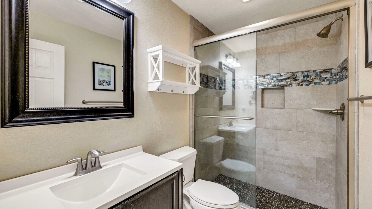 Photo of Bathroom in Kill Devil Hills