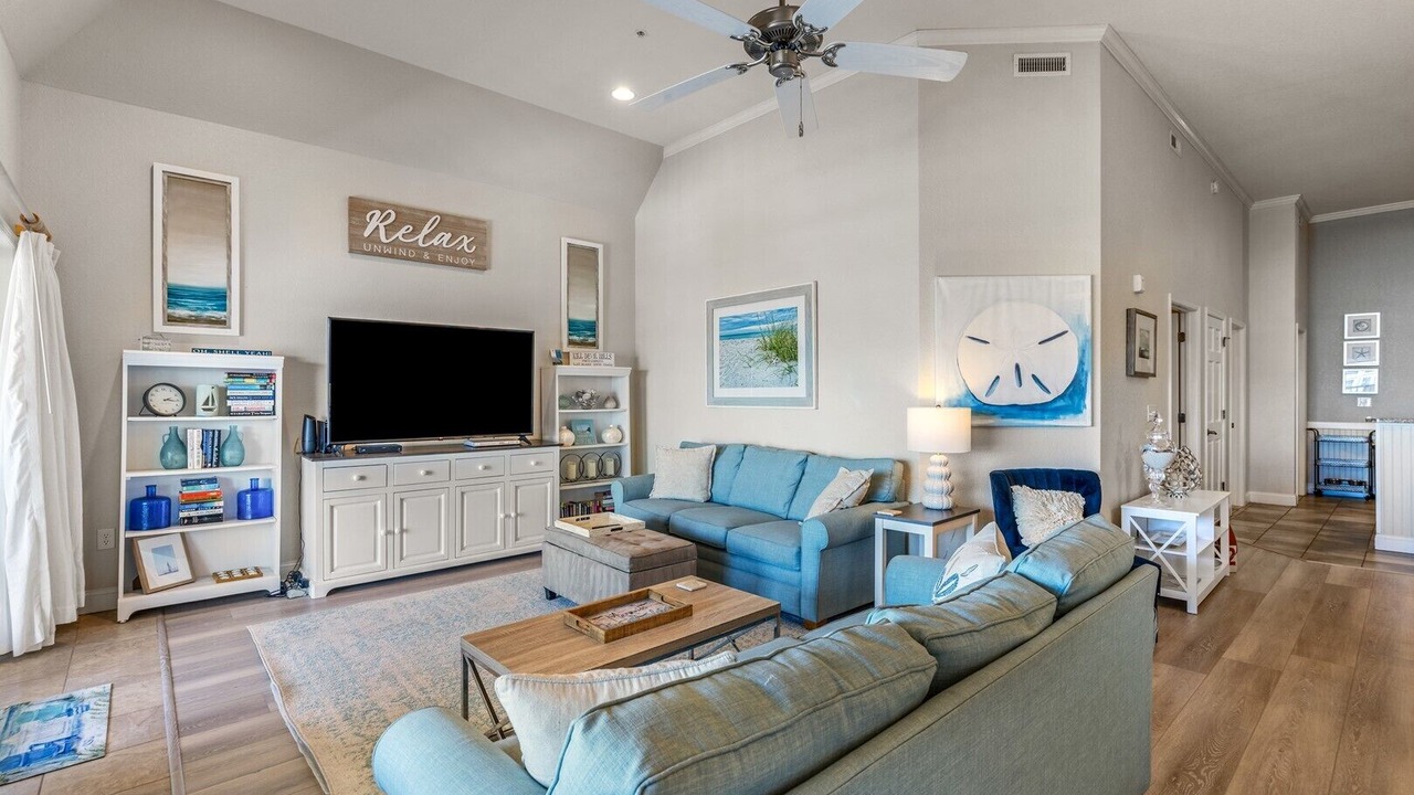 Photo of Livingroom in Kill Devil Hills