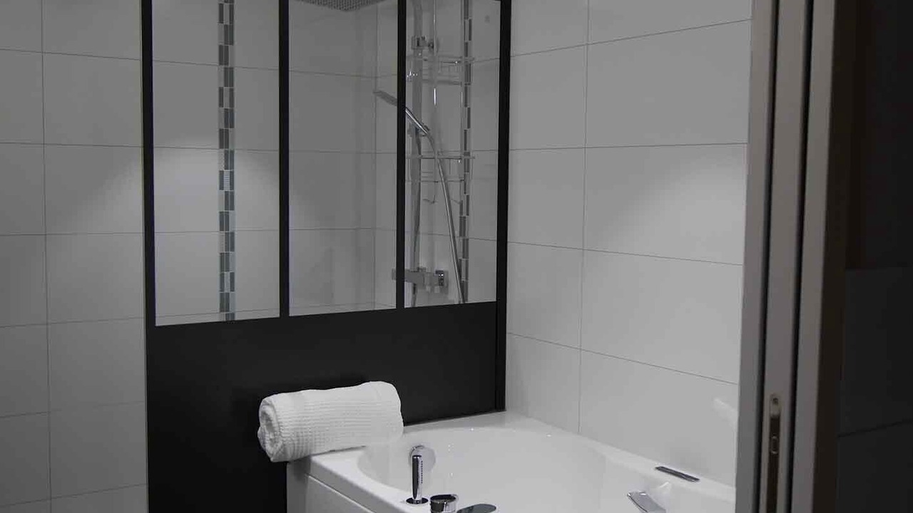 Photo of Bathroom in Chablis