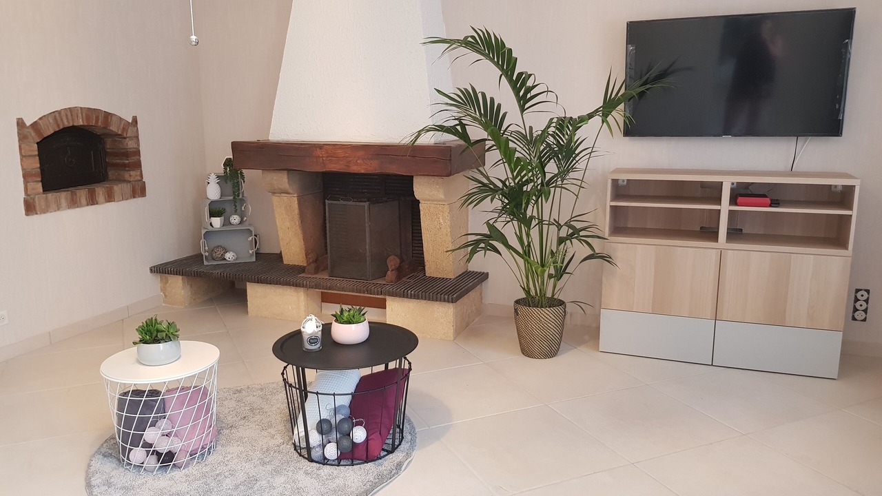 Photo of Others in Chablis