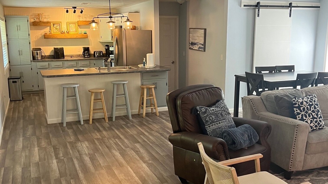 Photo of Livingroom in Fairfield Bay