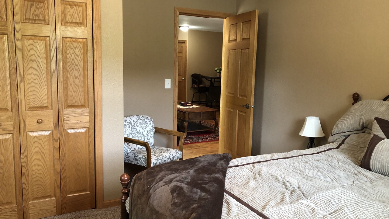 Photo of Bedroom in Oakdale