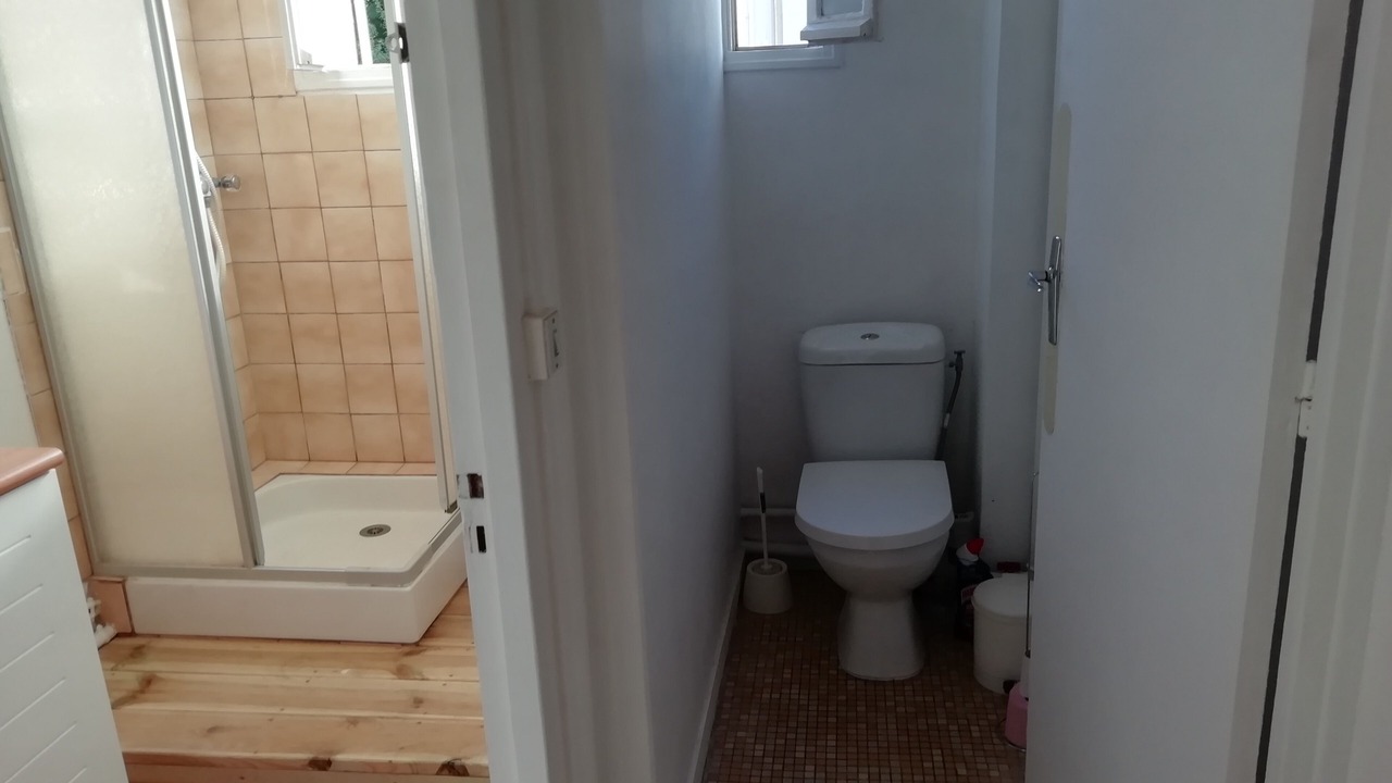Photo of Bathroom in Pontlieue - Rocade