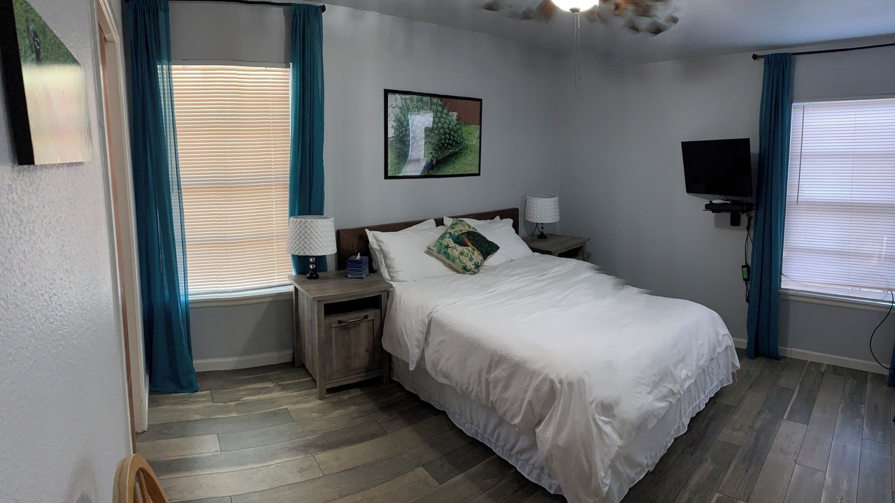 Photo of Bedroom in Medical Center District