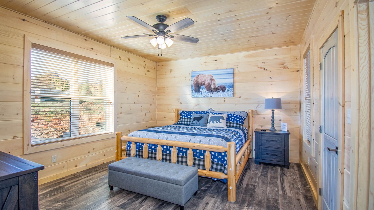 Photo of Bedroom in Cottage Gardens