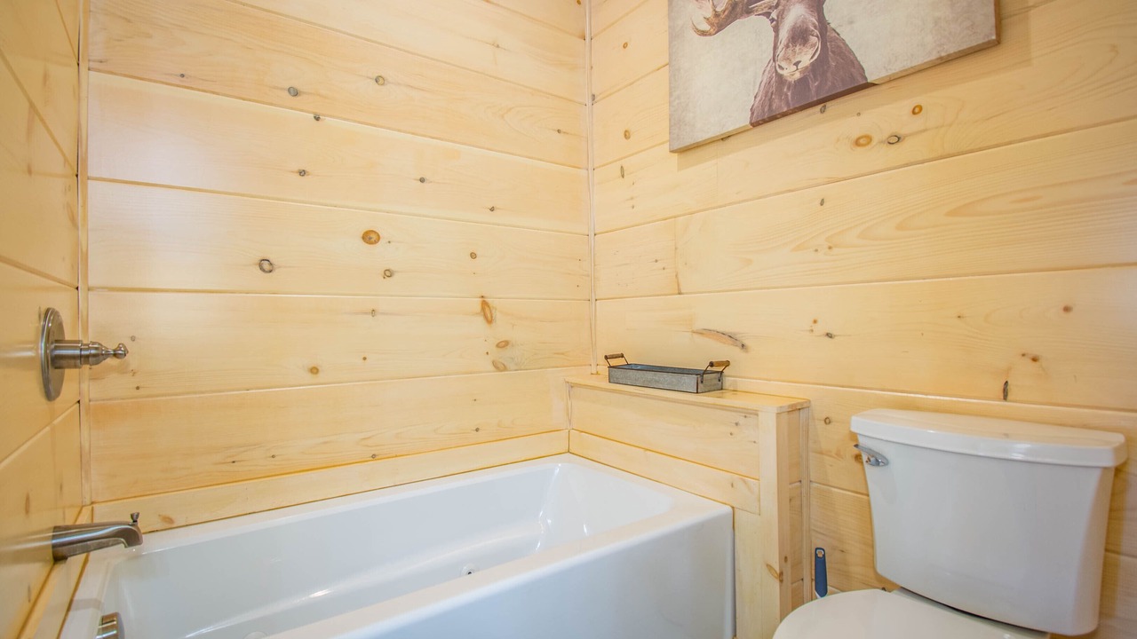 Photo of Bathroom in Cottage Gardens