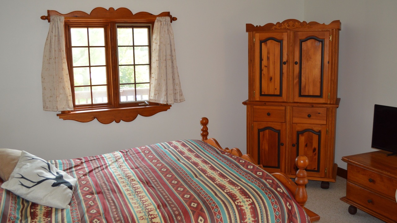 Photo of Bedroom in Swiss Meadows
