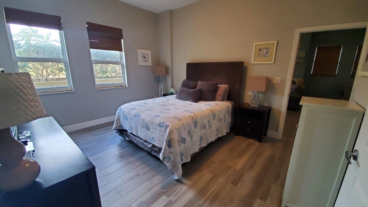 Photo of Bedroom in Hallandale Beach