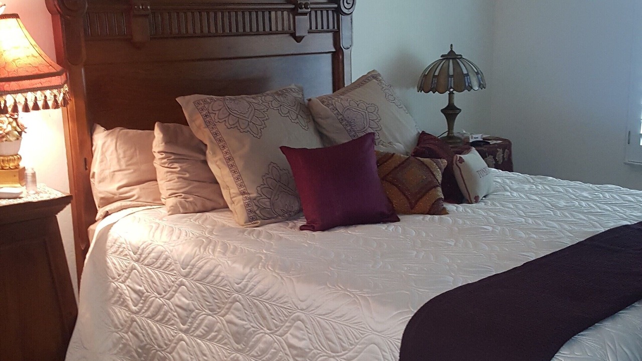 Photo of Bedroom in Alamo