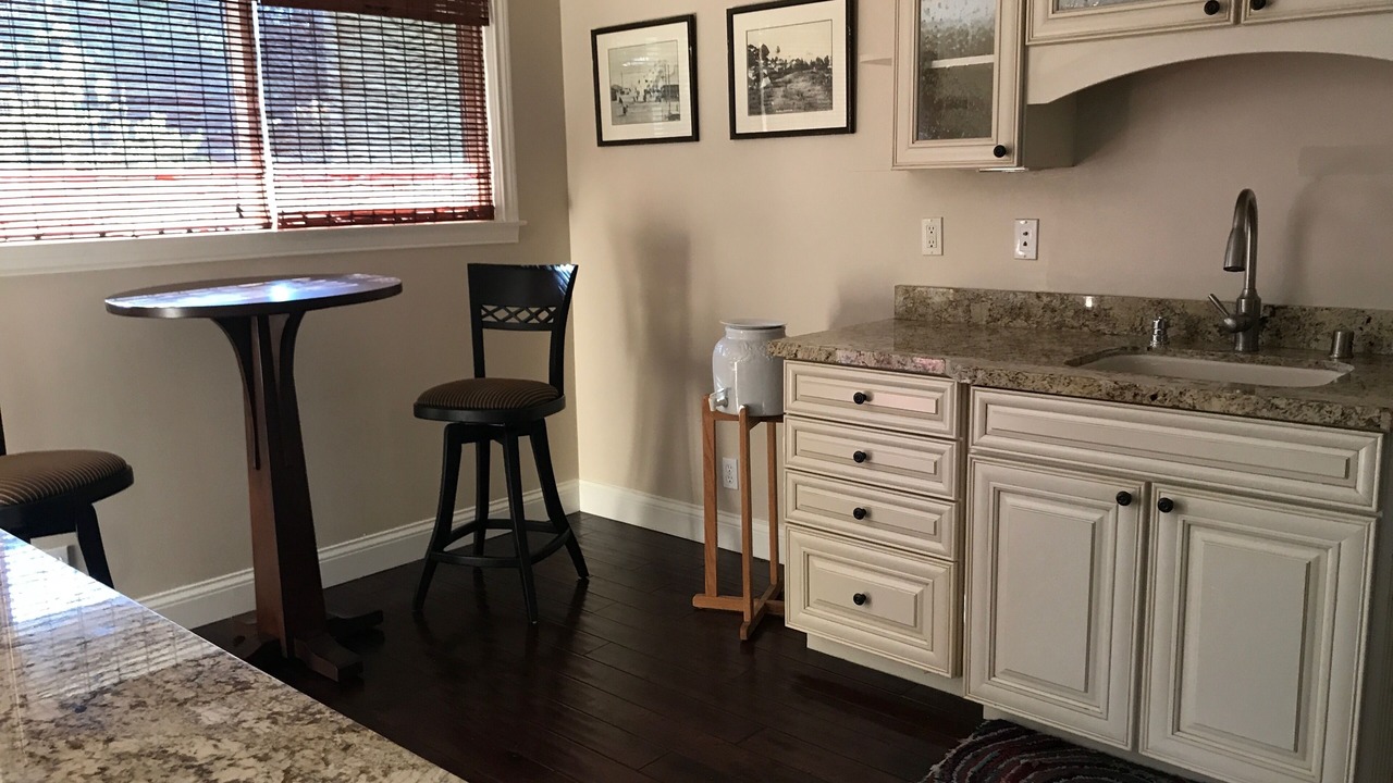 Photo of Kitchen in La Canada Flintridge