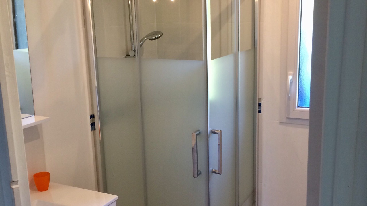 Photo of Bathroom in Chaumes-en-Retz