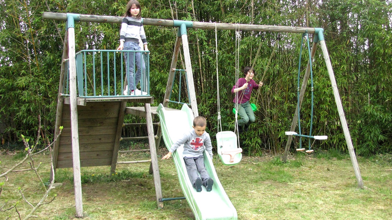 Photo of Others in Couffy