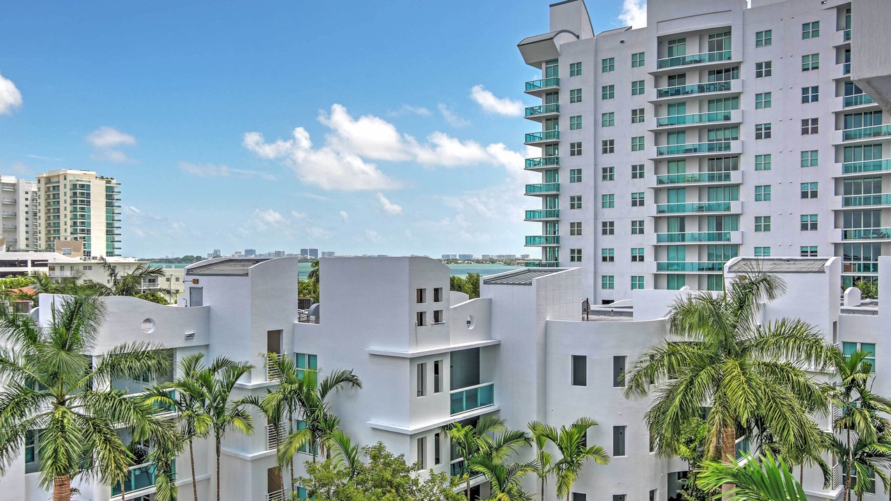 Photo of Patio Balcony in North Bay Village