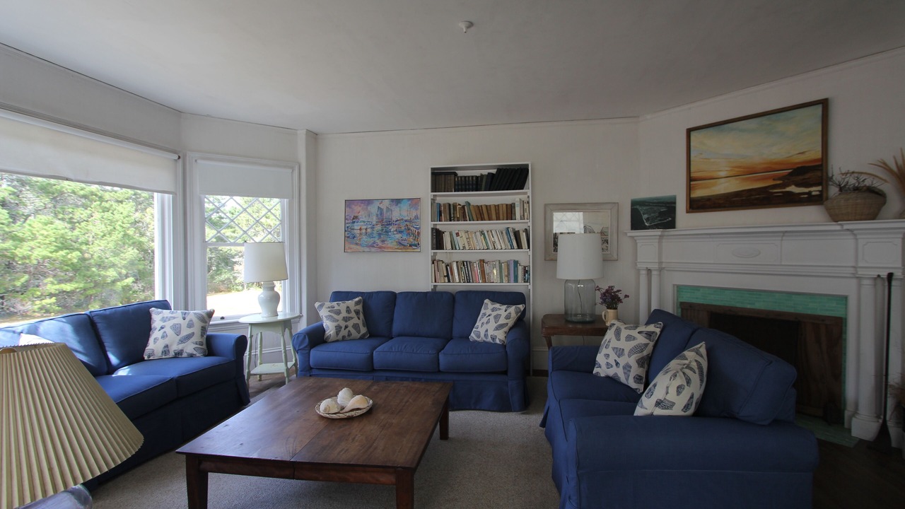 Photo of Livingroom in Edgartown