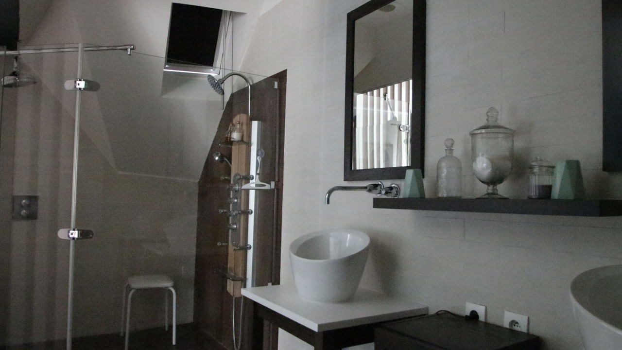 Photo of Bathroom in Couffy