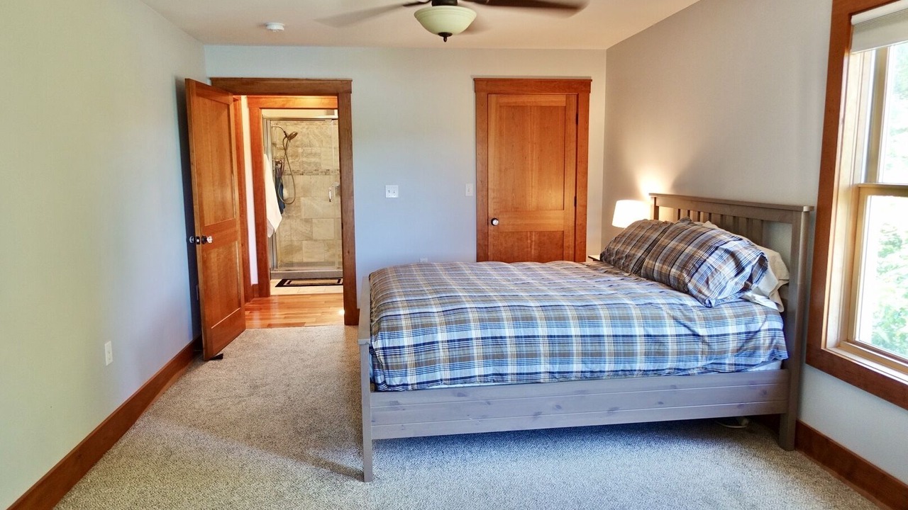 Photo of Bedroom in Perry