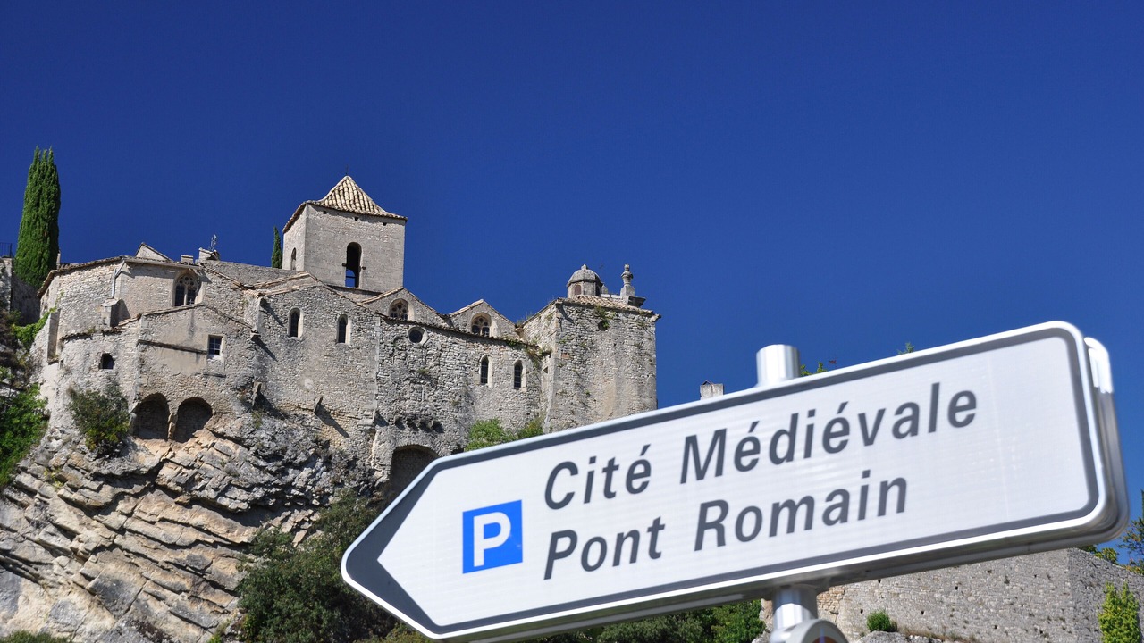 Photo of Outdoor in Camaret-sur-Aigues