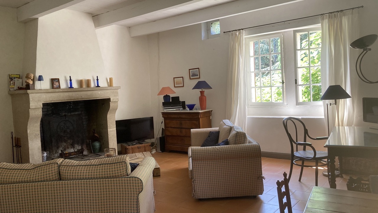 Photo of Livingroom in Saint-Quentin-la-Poterie