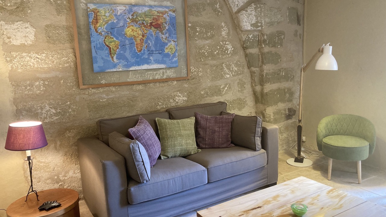 Photo of Livingroom in Saint-Quentin-la-Poterie