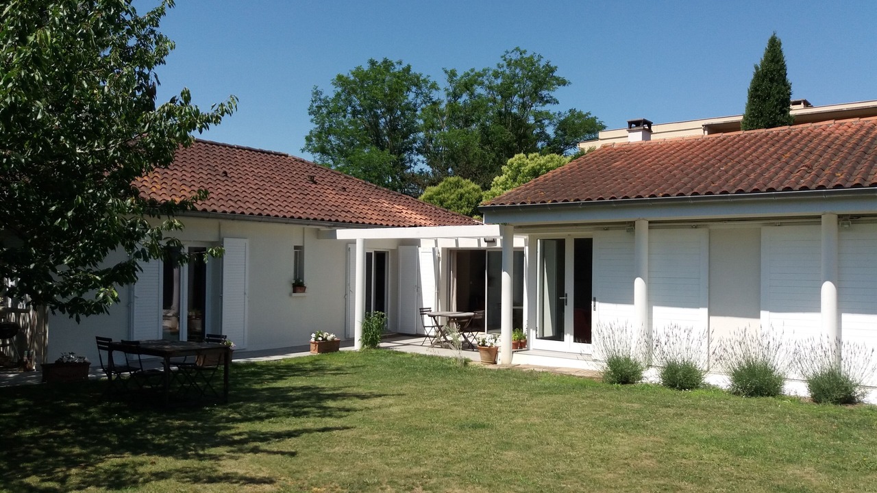 Photo of Outdoor in Pont des Demoiselles-Montaudran-La Terrasse