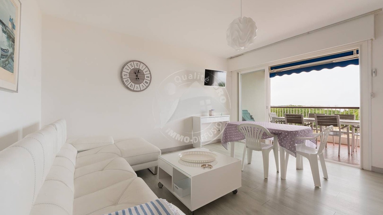 Photo of Livingroom in Le Grau-Du-Roi