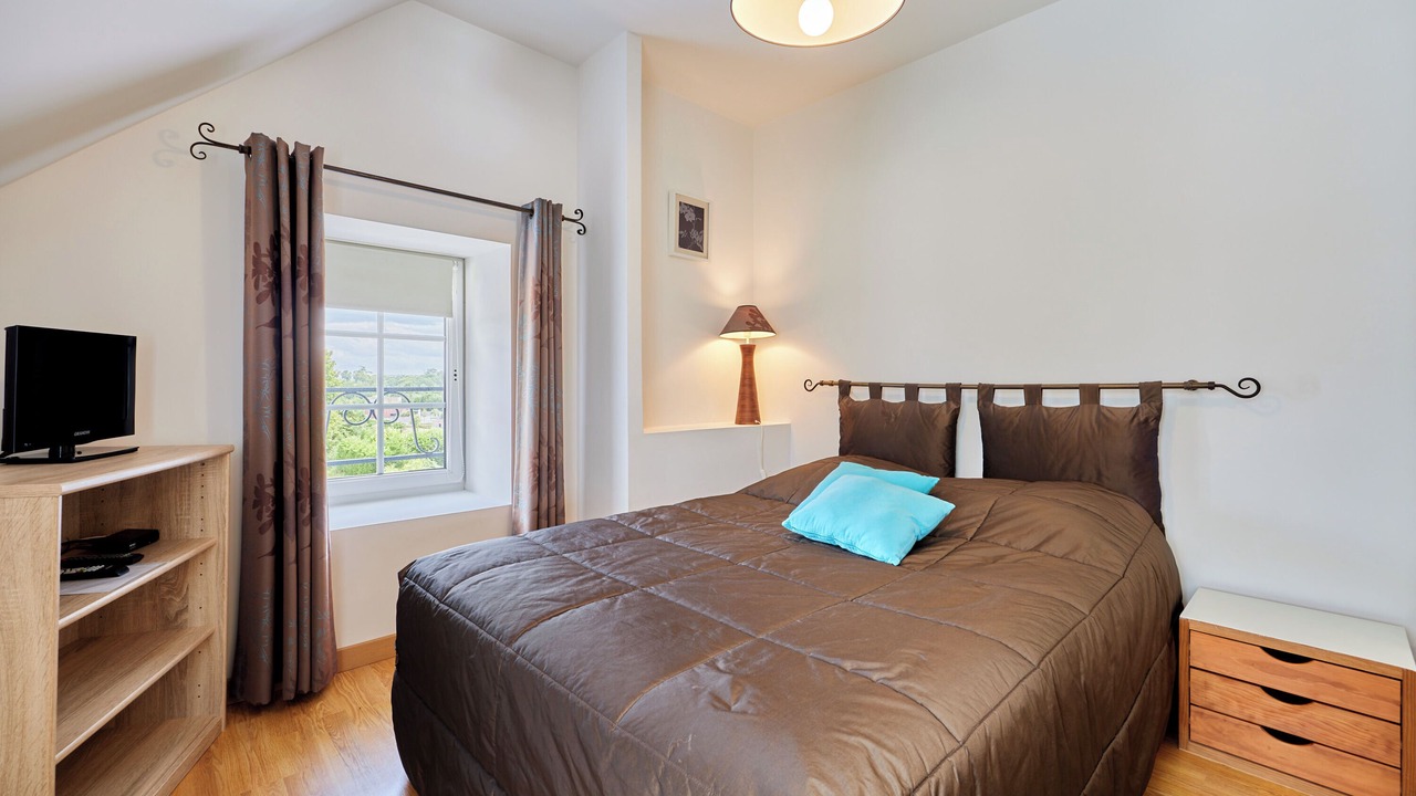 Photo of Bedroom in Fleury
