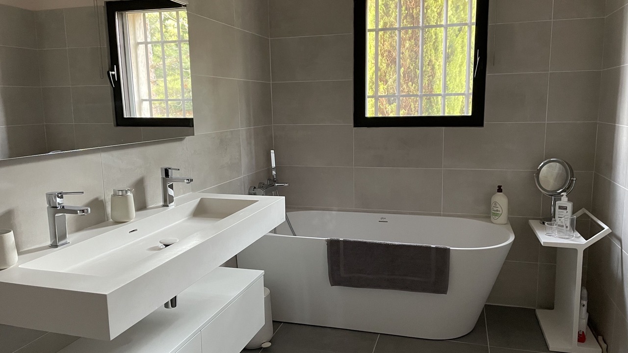 Photo of Bathroom in Saze