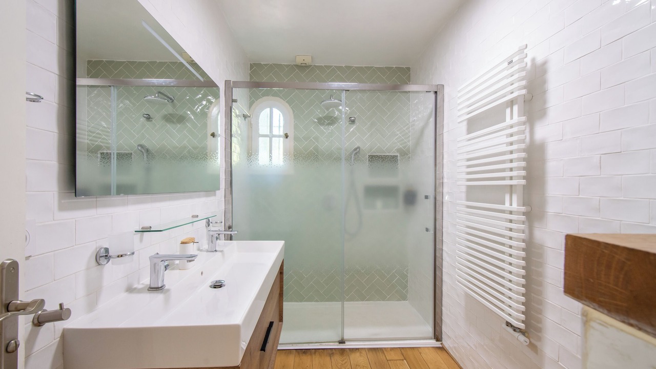 Photo of Bathroom in Lattes