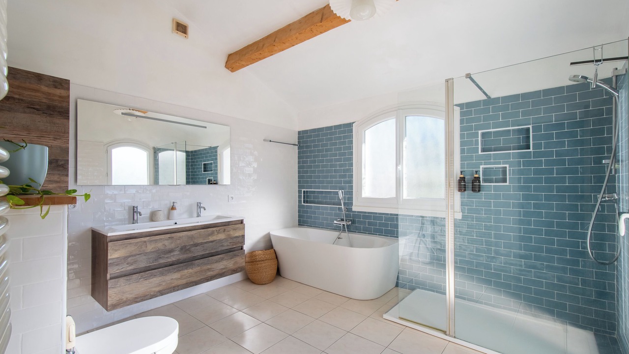 Photo of Bathroom in Lattes