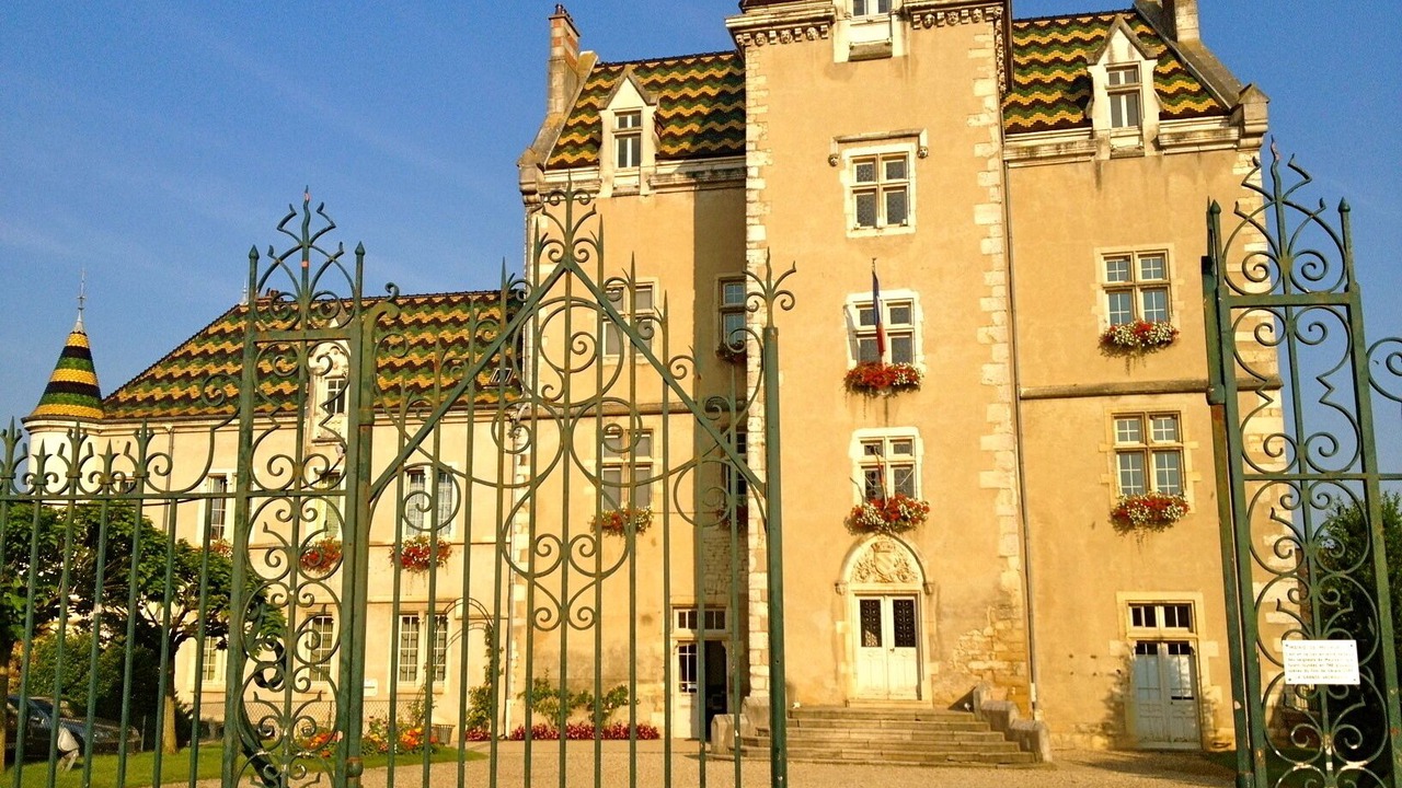 Photo of Others in Meursault