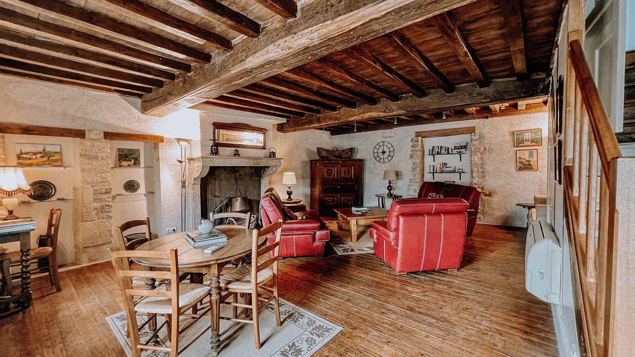 Photo of Others in Meursault