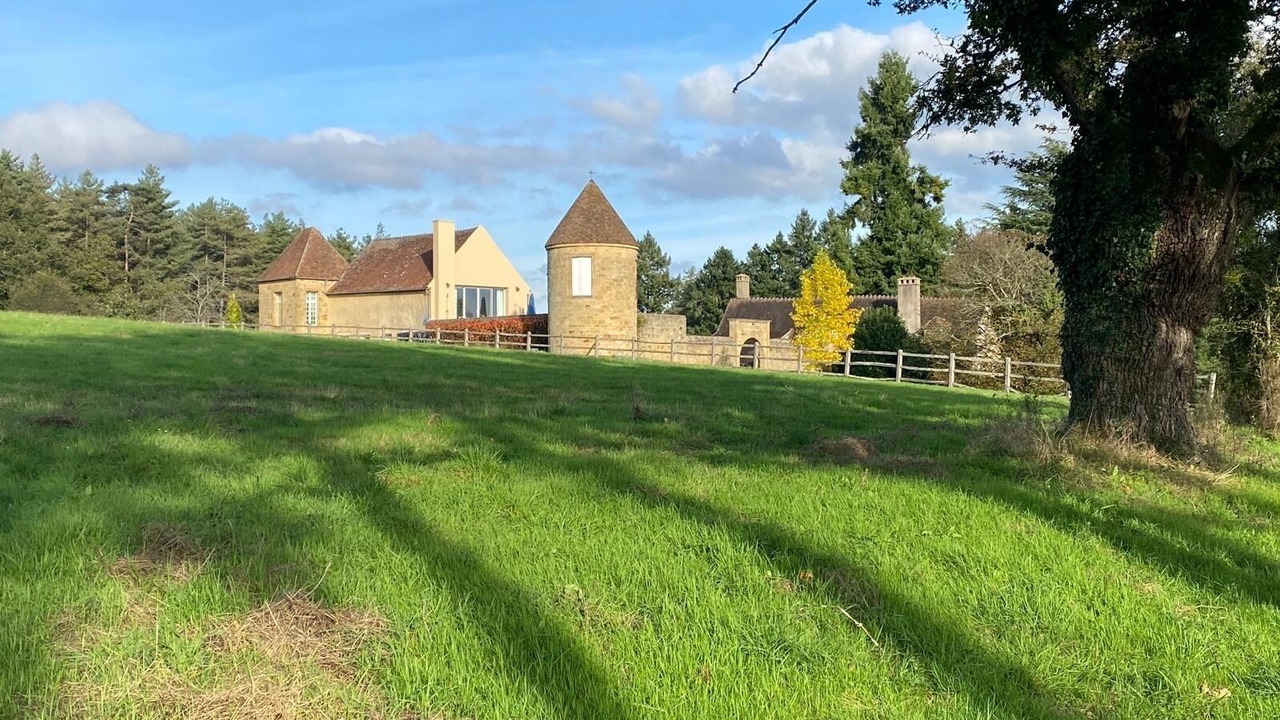 Photo of Outdoor in Meaulne-Vitray