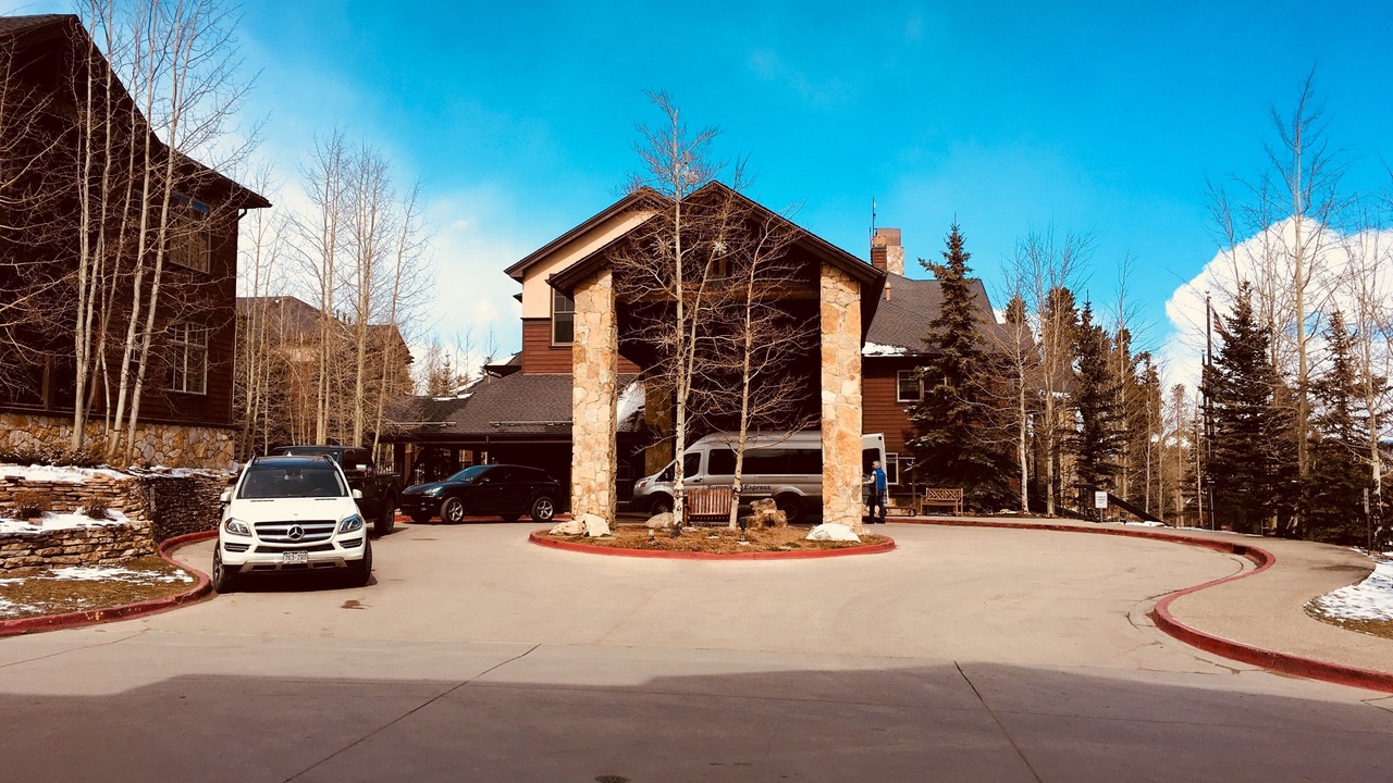 Photo of Others in Peak 9