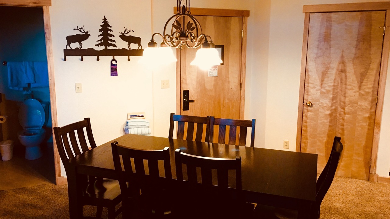 Photo of Bedroom in Peak 9
