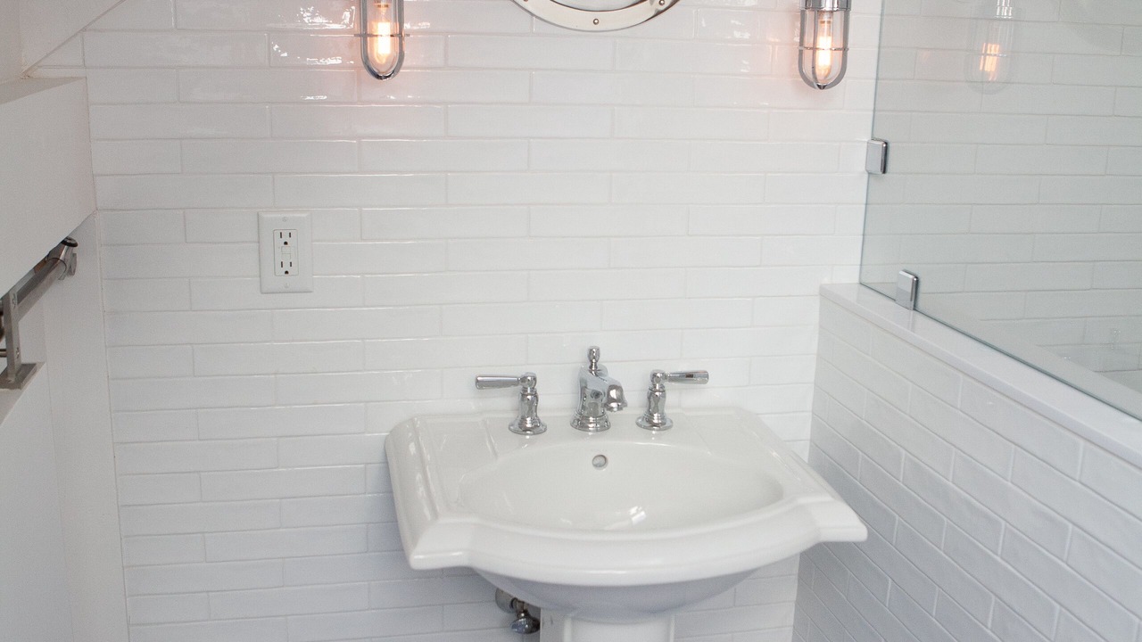 Photo of Bathroom in Aquinnah