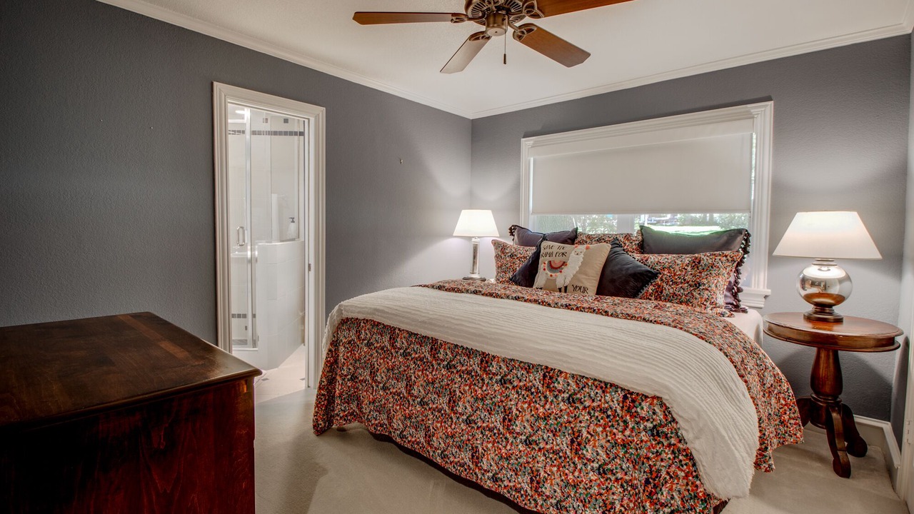Photo of Bedroom in Tool