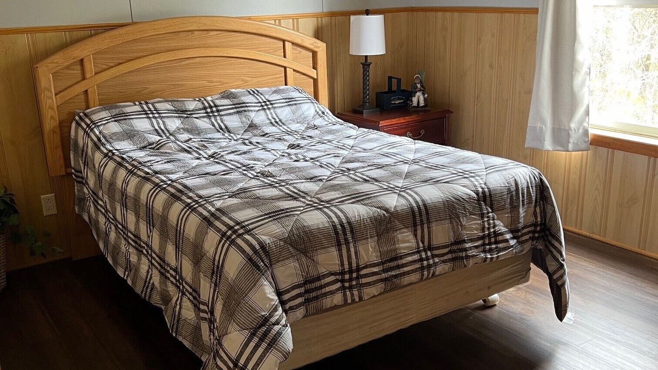 Photo of Bedroom in Minong