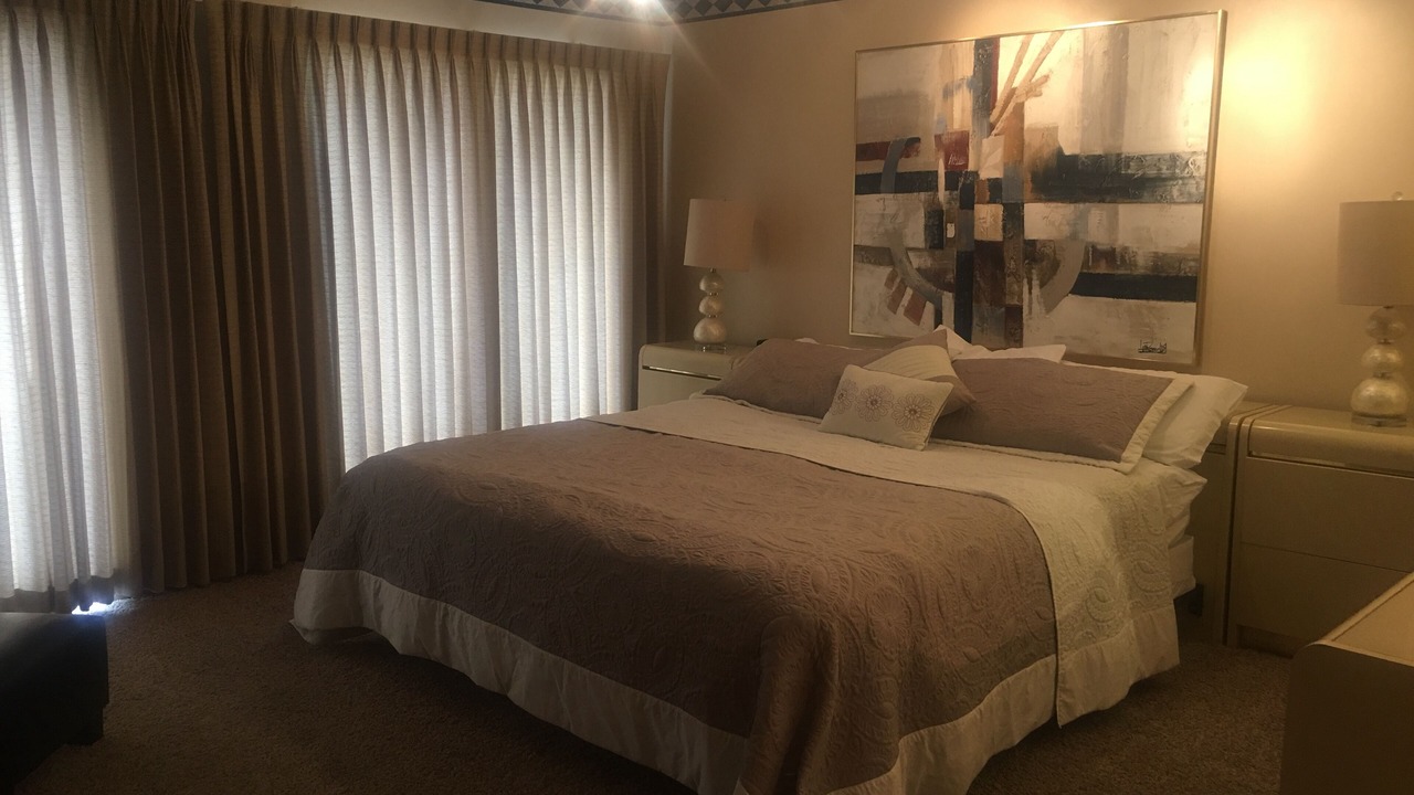 Photo of Bedroom in Lake Hamilton