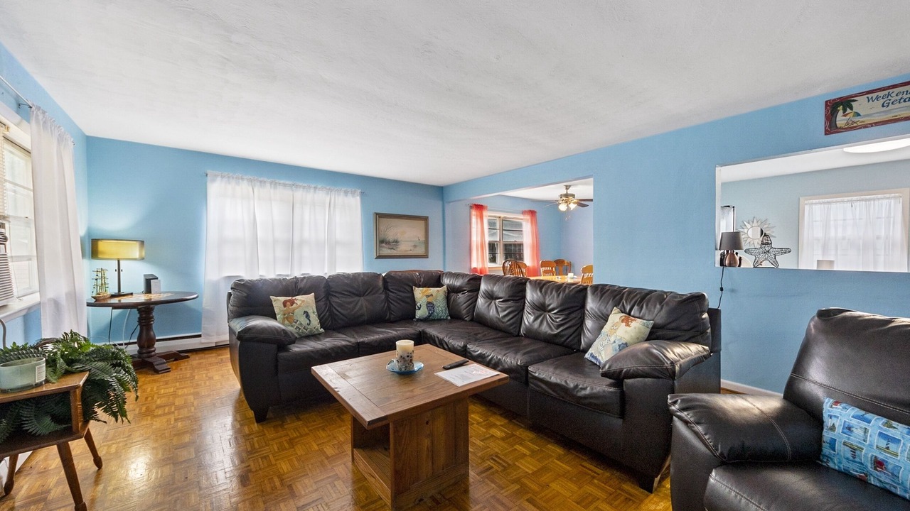 Photo of Bedroom in Cottage Line