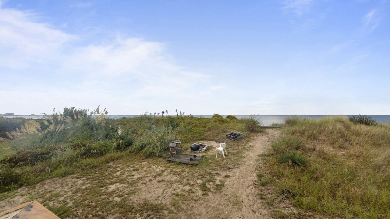 Photo of Others in Cottage Line