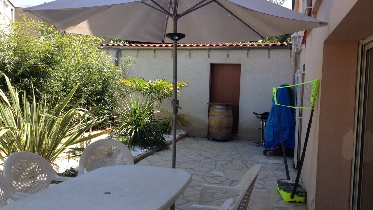 Photo of Outdoor in Roseraie