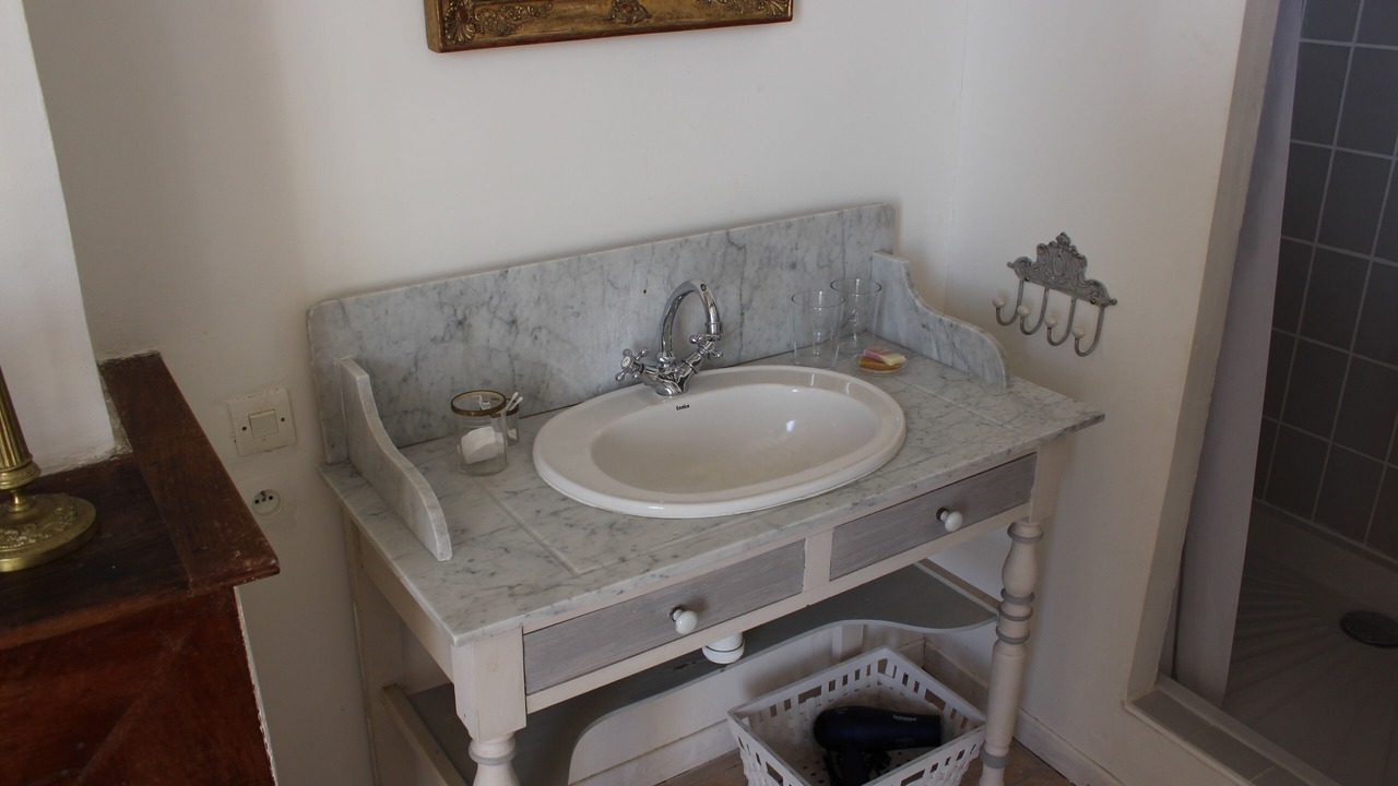 Photo of Bathroom in Cahuzac