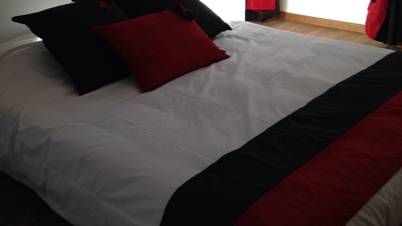 Photo of Bedroom in Oeyreluy