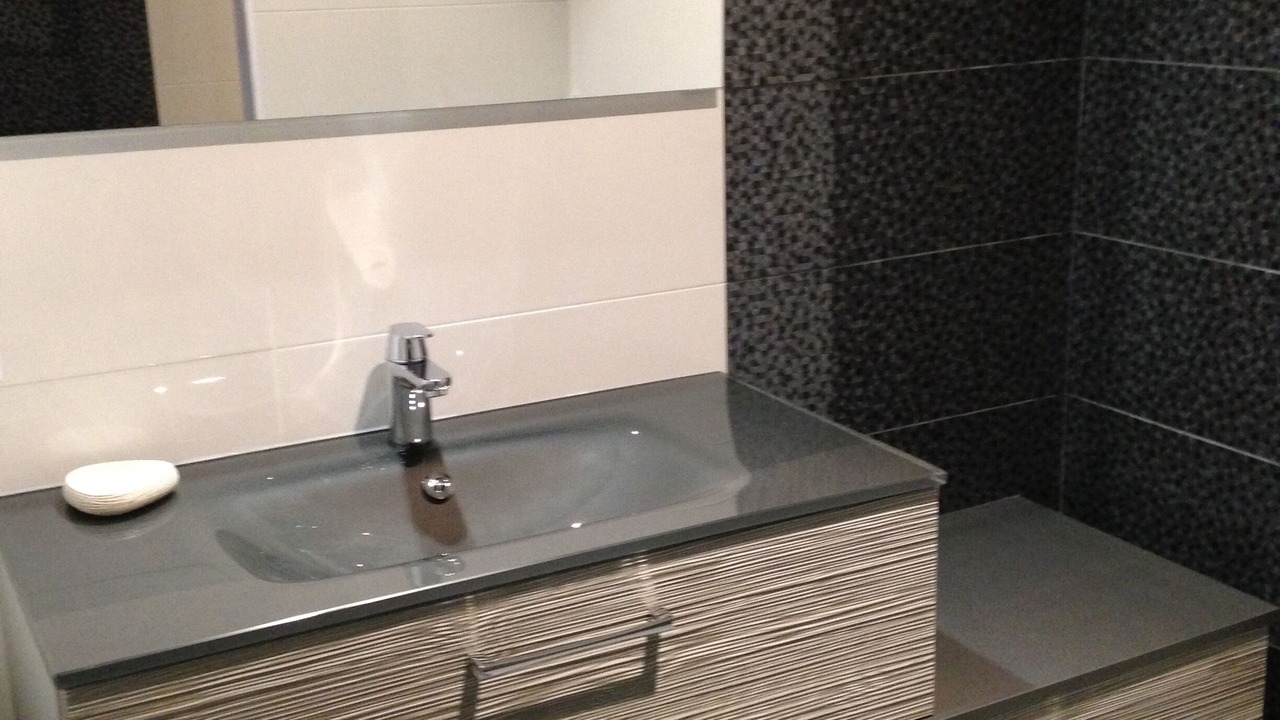 Photo of Bathroom in Oeyreluy