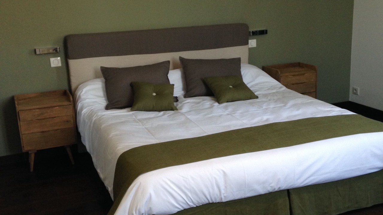 Photo of Bedroom in Oeyreluy