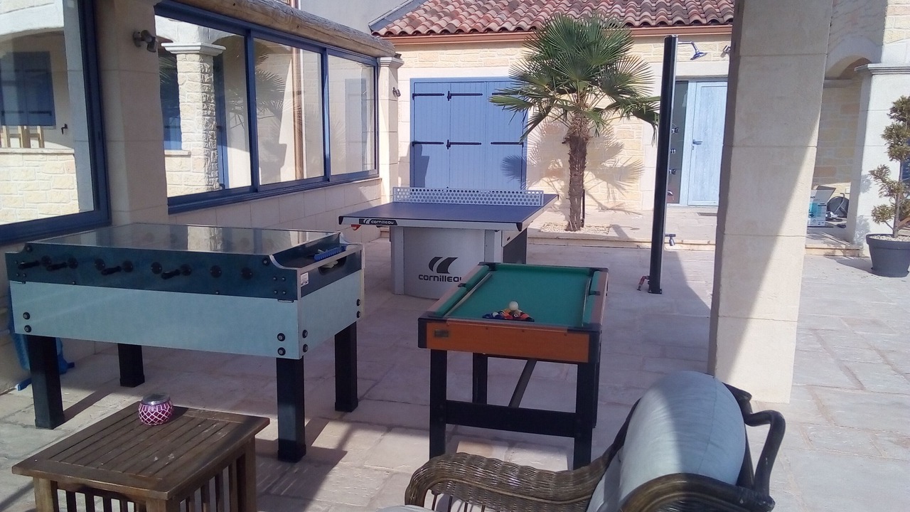 Photo of Patio Balcony in Saint-Hippolyte-de-Montaigu